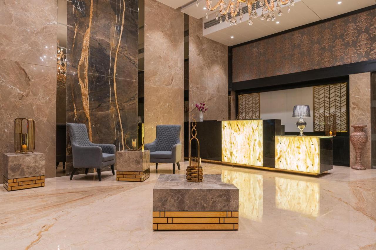 Regenta Central Imperial Candolim Goa Exterior photo