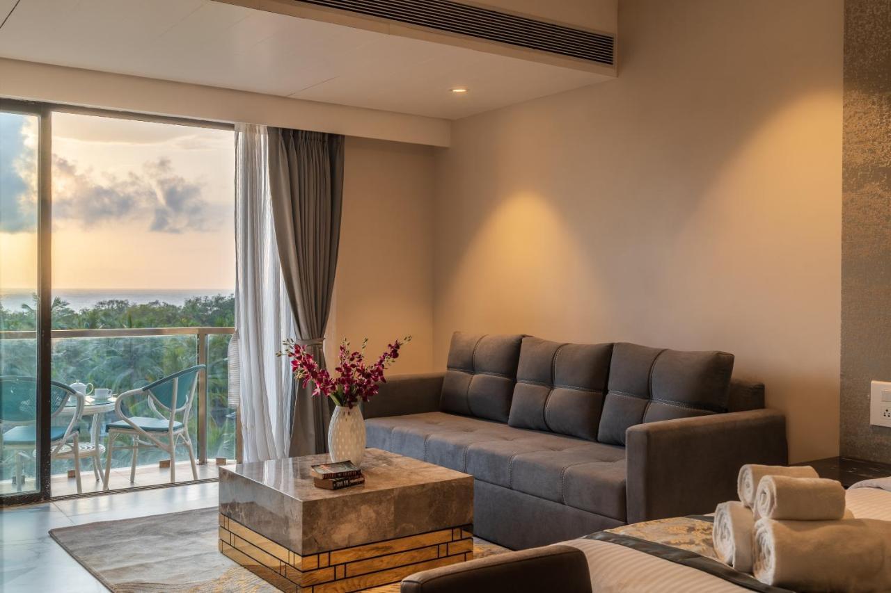 Regenta Central Imperial Candolim Goa Exterior photo