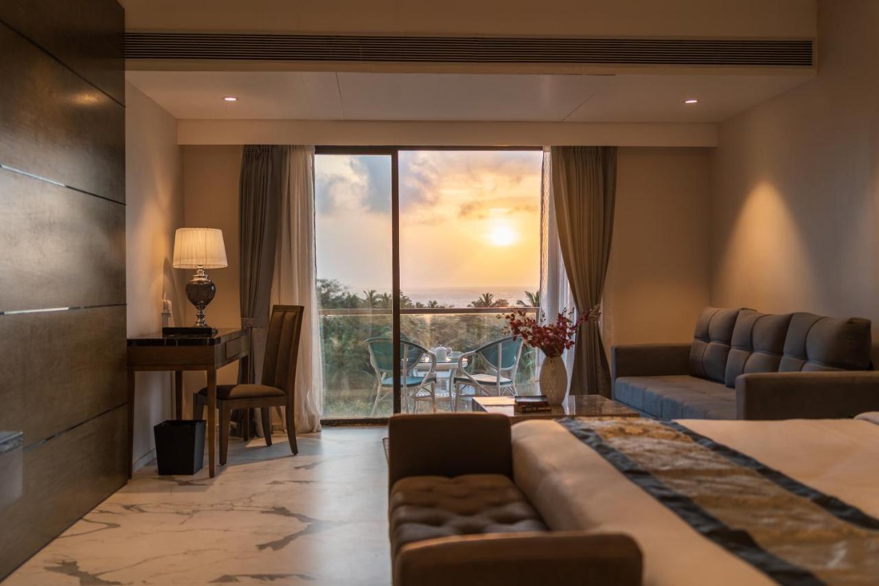 Regenta Central Imperial Candolim Goa Exterior photo